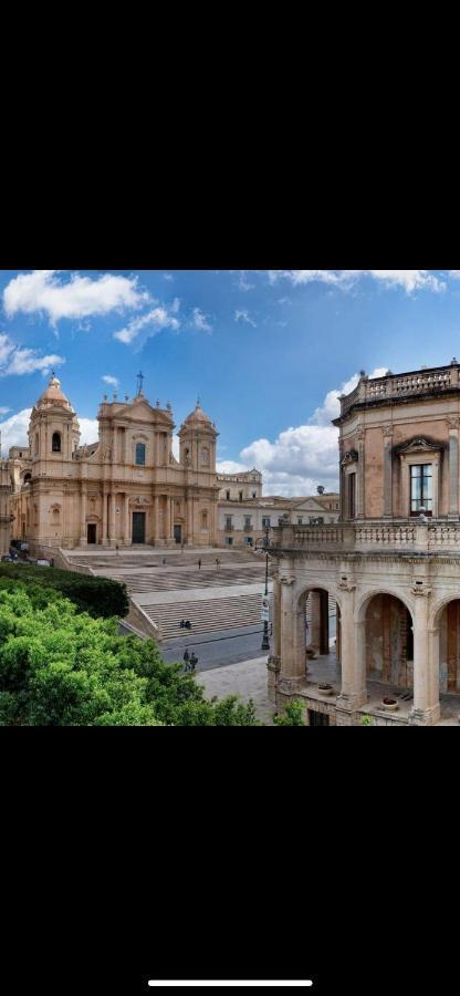 Villa Tannur Del Carmine Noto Exterior foto